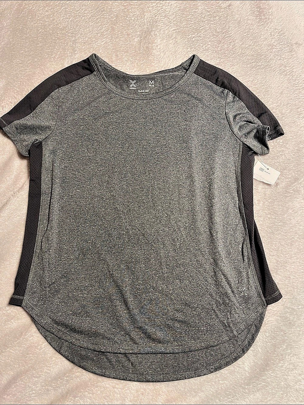Xersion Quick-Dri Athletic Tee Gray & Black Size Medium (10/12) NWT